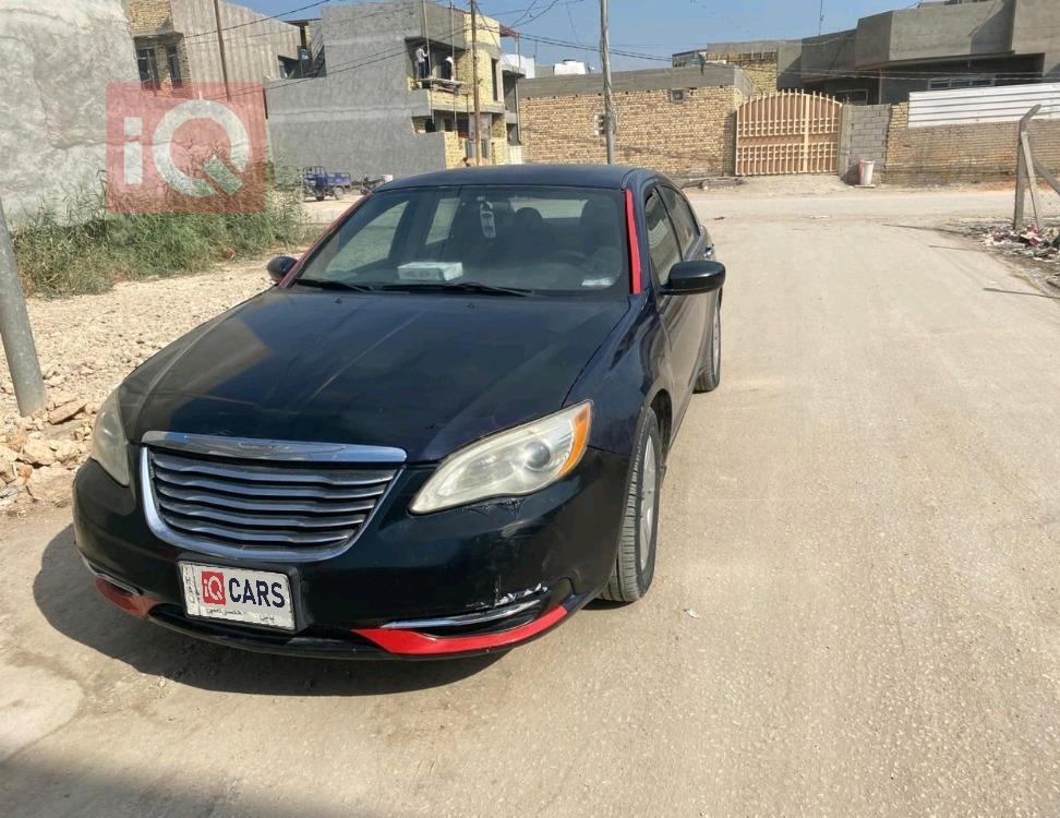 كرايسلر 200